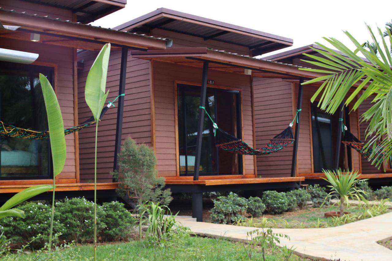 Baan Check In Hotell Ko Lanta Eksteriør bilde