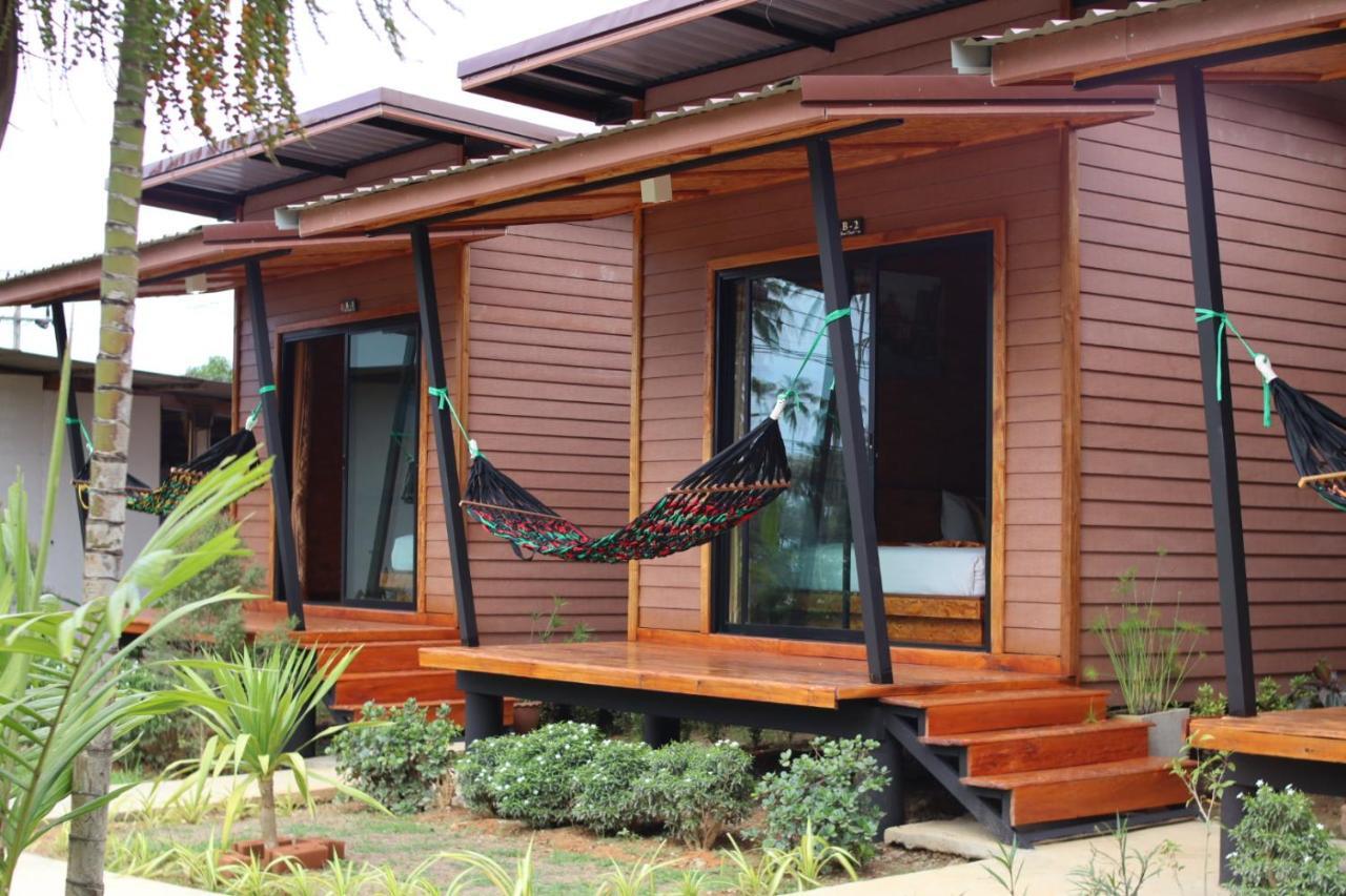 Baan Check In Hotell Ko Lanta Eksteriør bilde