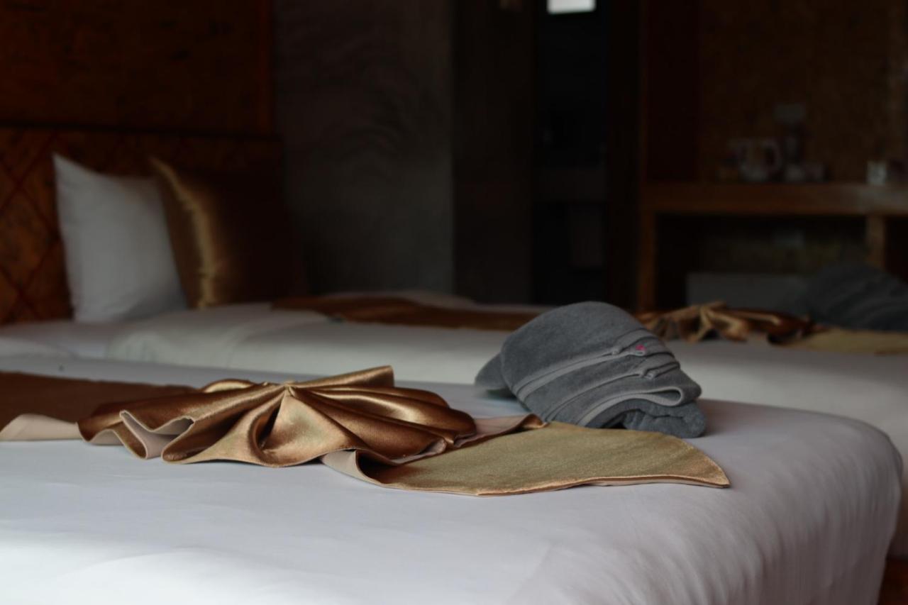 Baan Check In Hotell Ko Lanta Eksteriør bilde