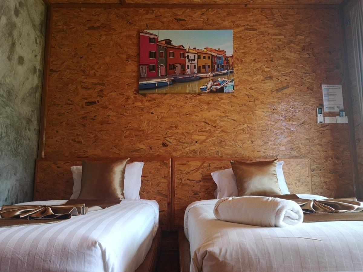 Baan Check In Hotell Ko Lanta Eksteriør bilde