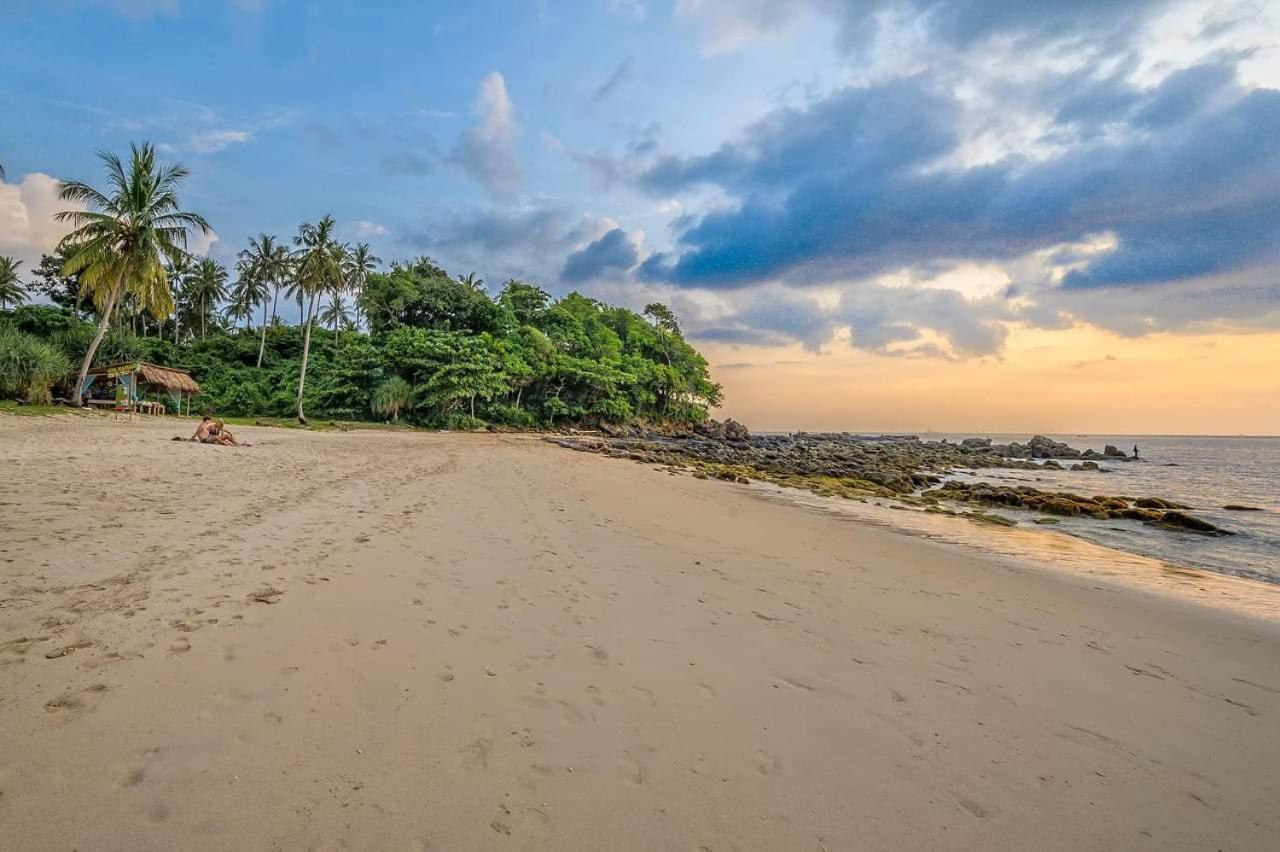 Baan Check In Hotell Ko Lanta Eksteriør bilde